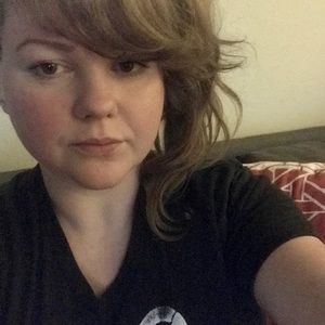 Meet your Posher, Steph